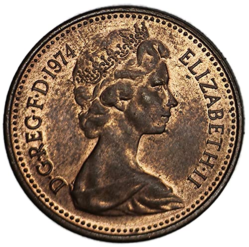 1975 Без марка Монетния двор на 2-ри Портрет на Елизабет II 1 Нов Пени Продавачът Добър